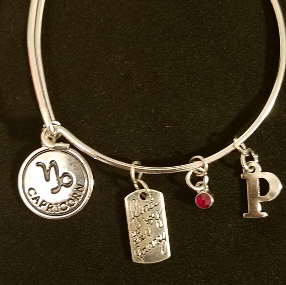 Zodiac bangle bracelet coordinating charms - Picture 2 of 2
